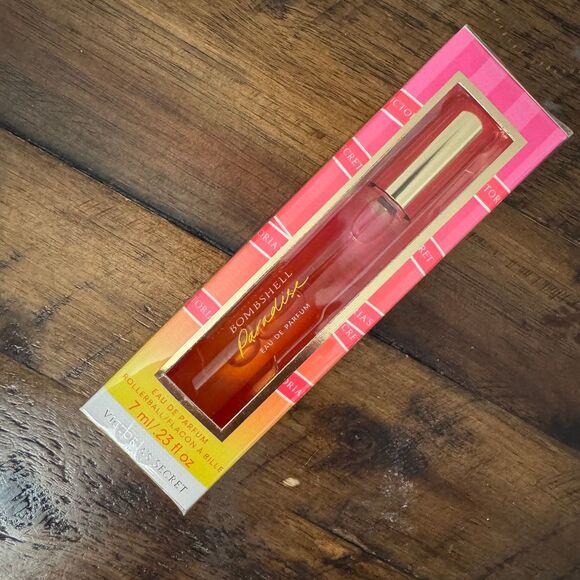 Victoria’s Secret bombshell paradise roller - Picture 1 of 2